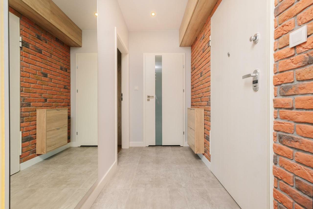 Stare Bielany 2-Bedroom Apartment 바르샤바 외부 사진